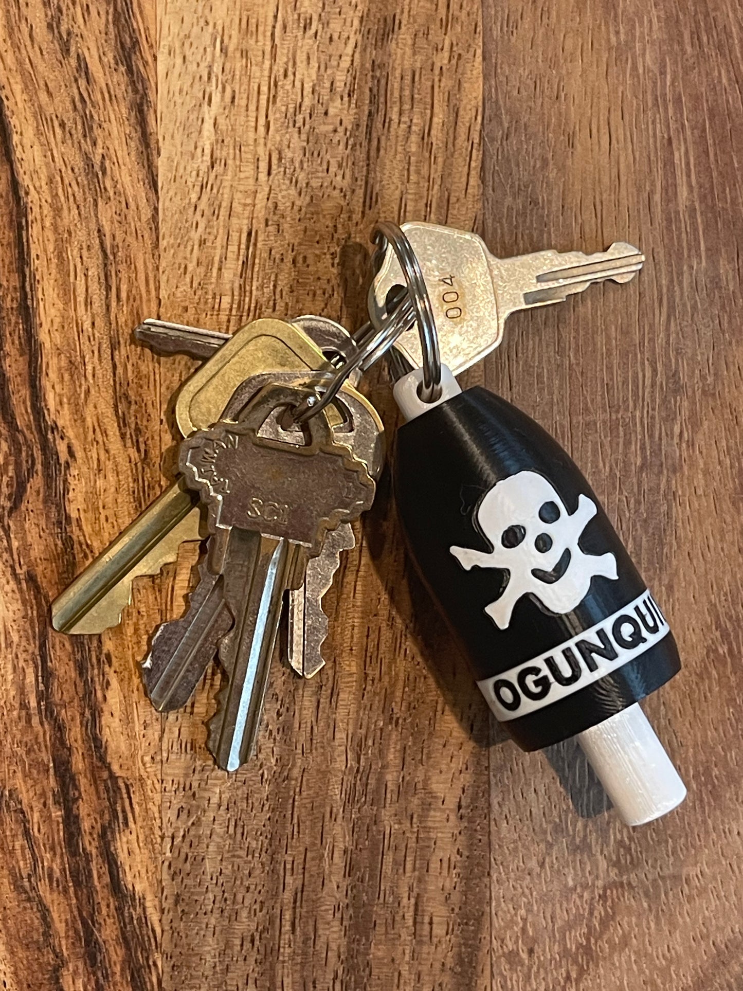Skull and Crossbones Keychain Buoy (BWSCB)
